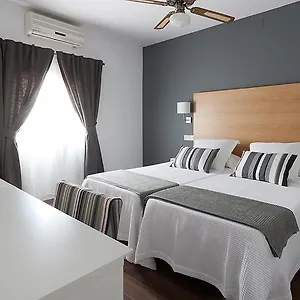 Hotel Llorca, Platja de l’Almadrava (Playa de la Almadraba)